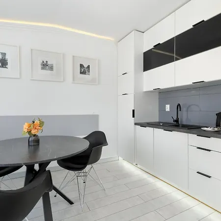 Appartement Cosy With Parking & Balcony By Renters Sopot