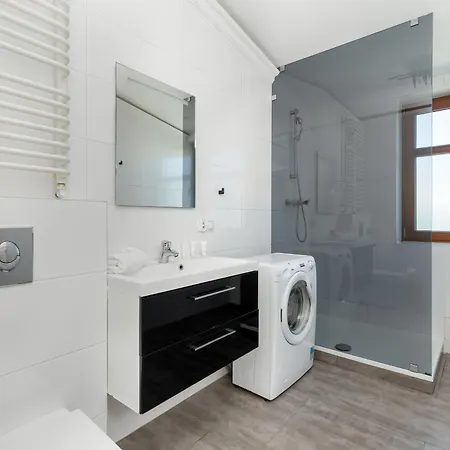 Appartement Cosy With Parking & Balcony By Renters *